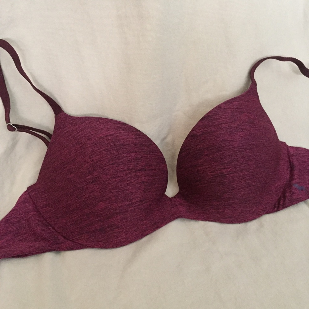 PINK Victoria’s Secret push up bra